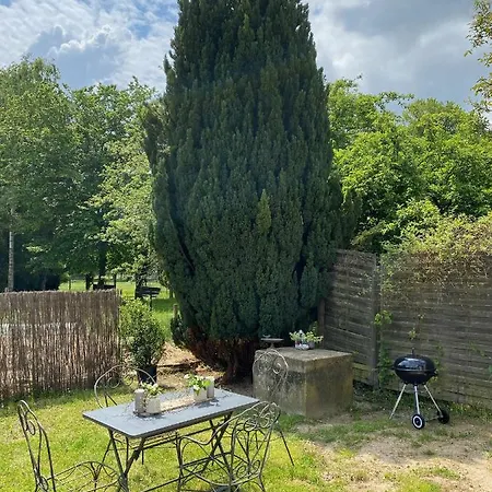 Holiday home Entre Foret Et Prairie *
